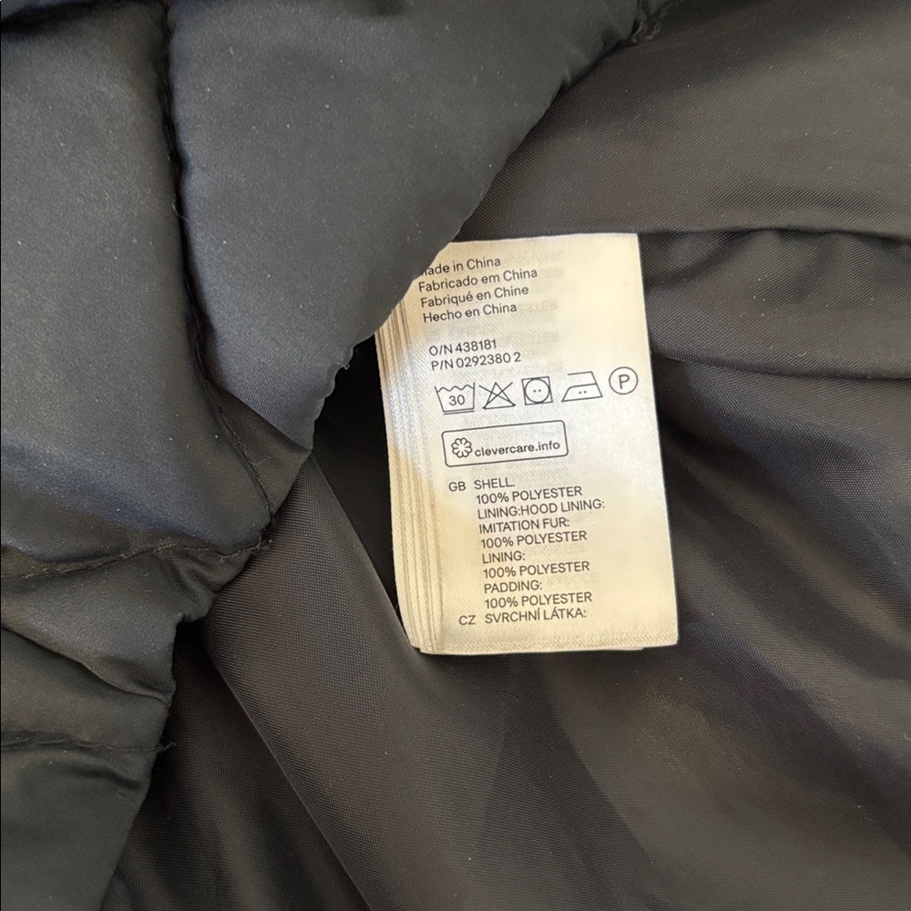 H&M L.O.G.G. Navy Hooded Puffer Vest - Picture 7 of 7